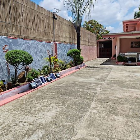 Vila 150 Lucap Road Alaminos Exteriér fotografie