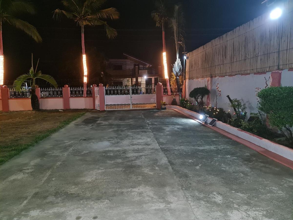 Vila 150 Lucap Road Alaminos Exteriér fotografie